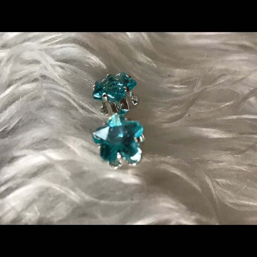 925 Sterling Silver Teal Flower Crystal earrings - Picture 3 of 4